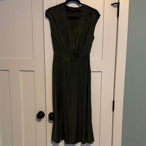 Banana Republic Forest Green Midi Dress